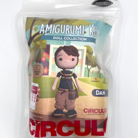 Amigurumi pakkaus Nukke Dan