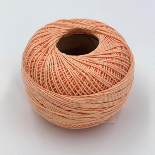 18-säikeinen Liina kalalankakerä Persikka 100g