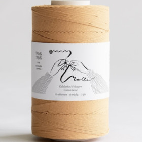 18-säikeinen Molla kalalanka Manteli