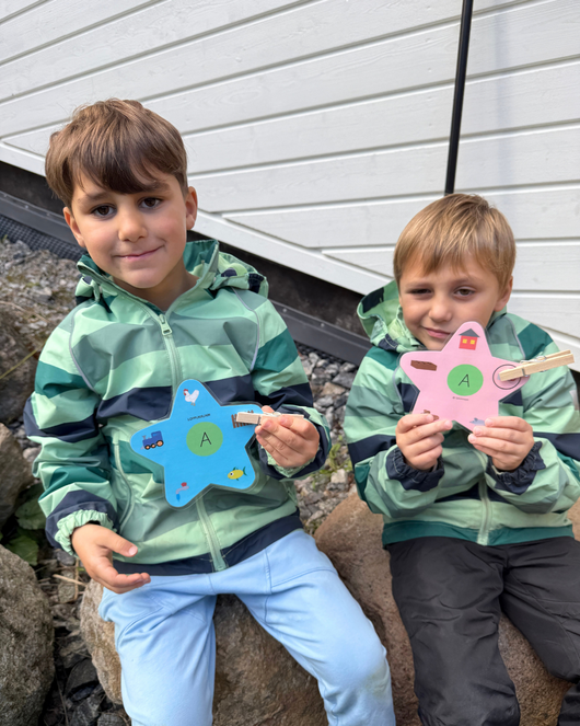 Loppukirjaintähdet 12 kpl (A, I, O, U ja S)