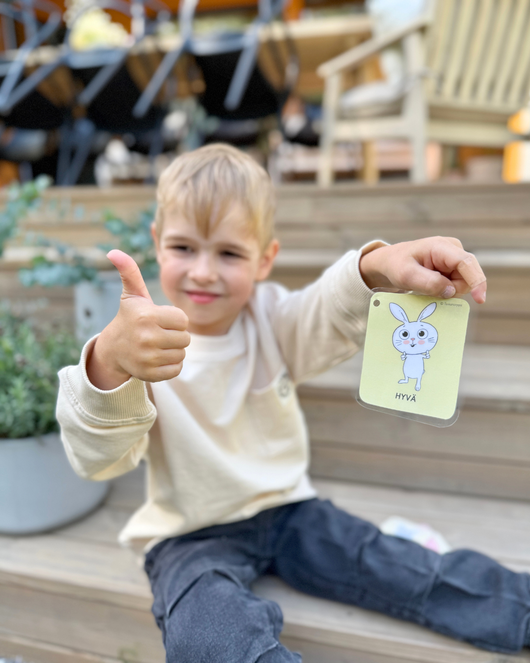 Toiminnanohjauskortit (ja kuvatuki) pupun kanssa 