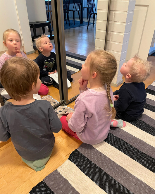 Suujumppakortit norpan kanssa 