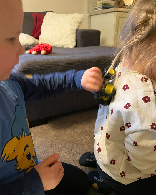 Jouluisia satuhierontoja - Saimaannorpan matkassa