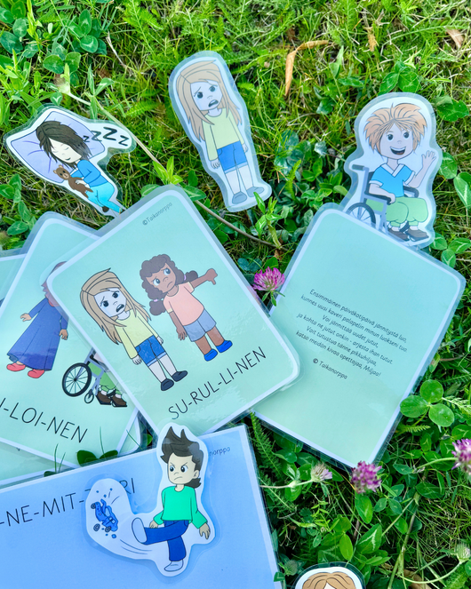 Tunnepaketti lapsihahmoilla