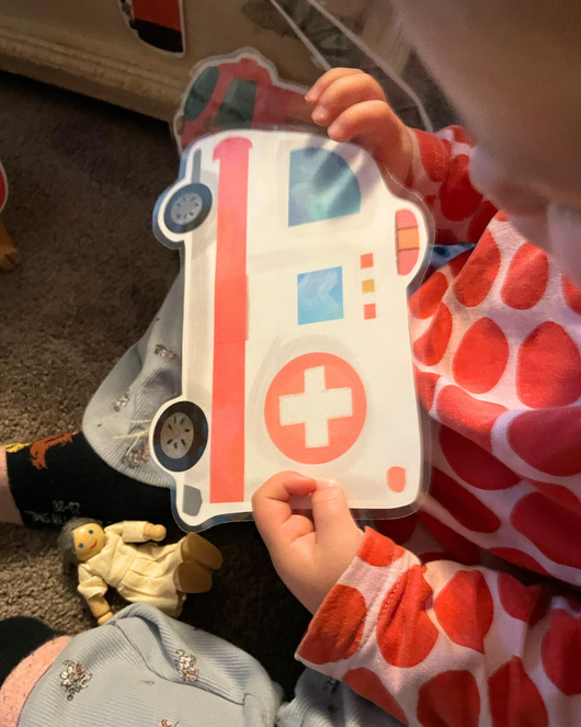 112-päivään ja hälytysajoneuvoihin liittyvä materiaali