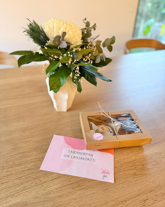 10€ lahjakortti päiväkodin tai varhaiskasvatuksen työntekijöille