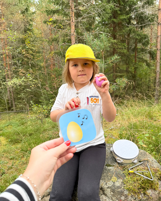 Muskari kädestä pitäen osa 1: triangeli, tamburiini ja rytmimuna