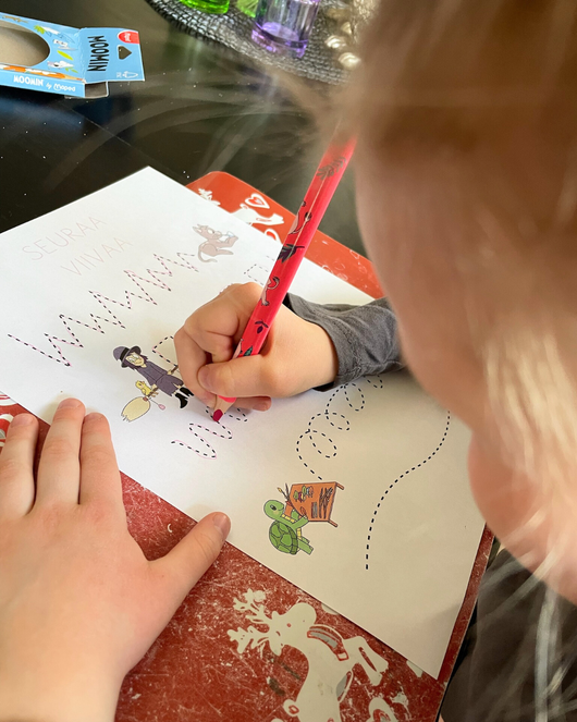 Pääsiäisen kynä- ja paperitehtäviä
