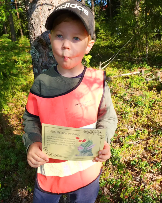 Peikkometsän tarinallinen suujumppa + suujumppakortit