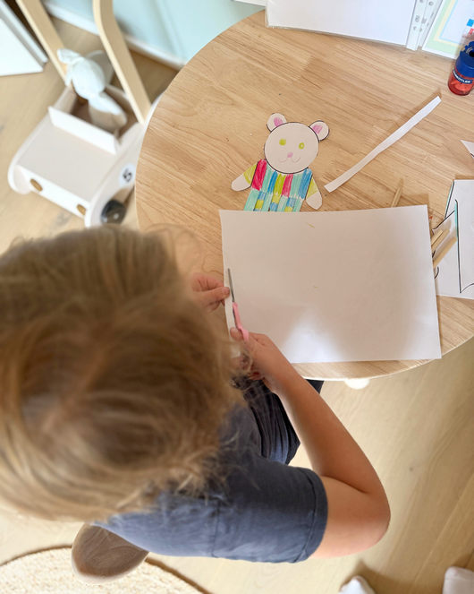 Kirjaimet + ilmaisun monet muodot yhdistettynä