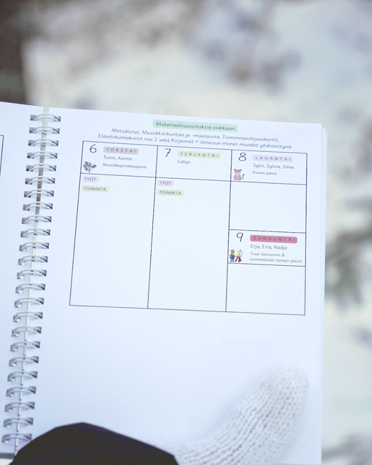 Ennakkomyynti: Varhaiskasvattajan kalenteri A4-koossa 2026-2027