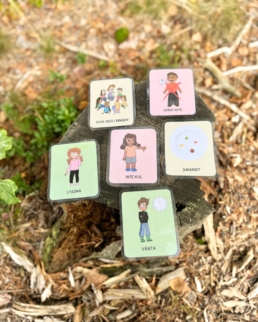 Bildstödskort med barnkaraktärer