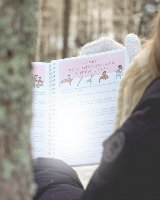 Ennakkomyynti: Varhaiskasvattajan kalenteri A4-koossa 2026-2027