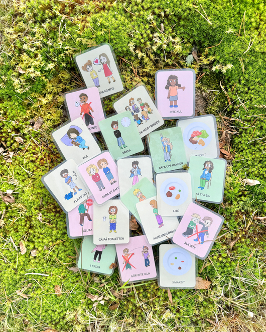 Bildstödskort med barnkaraktärer