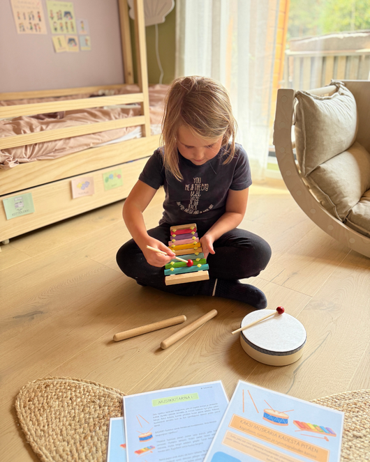 Muskari kädestä pitäen osa 2: ksylofoni, rytmikapulat ja rummut