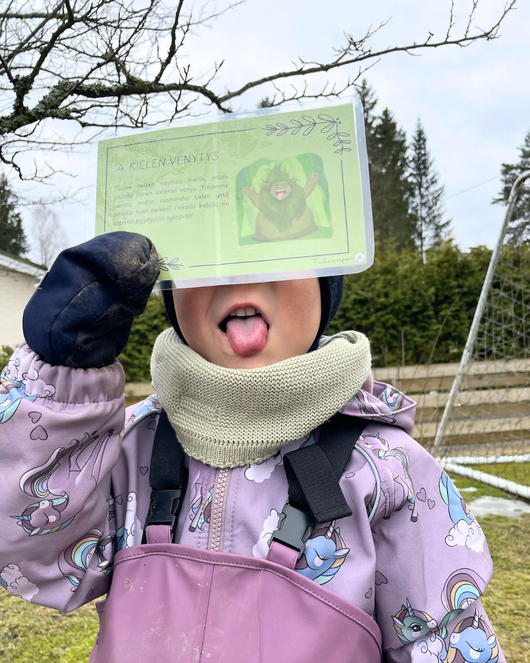 Peikkometsän tarinallinen suujumppa + suujumppakortit