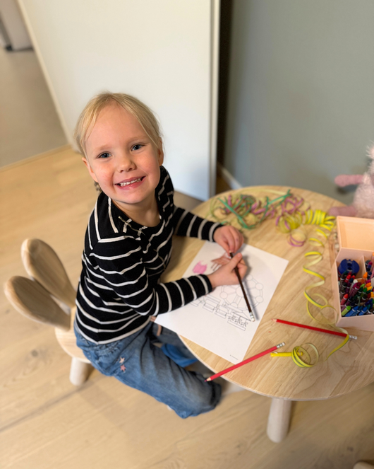 Vappuun värityskuvia