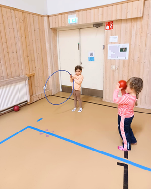 Pallorata (pomputtelu, kiinniotto, vierittäminen ja heittäminen)