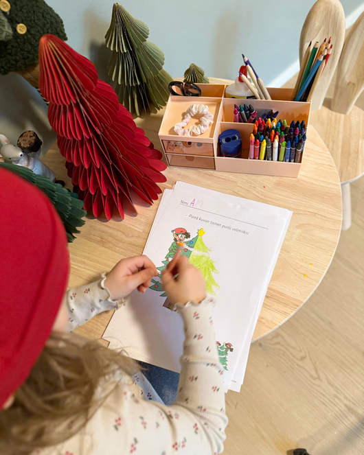 Kynätehtäviä jouluun