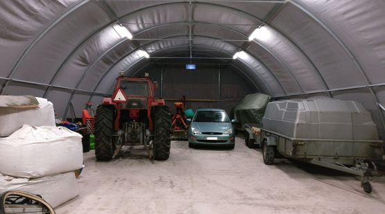 Kalustohalli Ranch 9,15m x 20m, korkeus 4,5m, 900g/m²