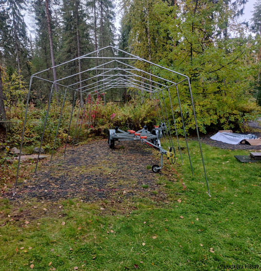 Pressutalli Prohall 7m x 3,4m, korkeus 2,2m, 500g/m2