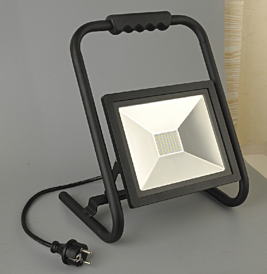 LED Energie Slim valonheitin 50W H-jalustalla
