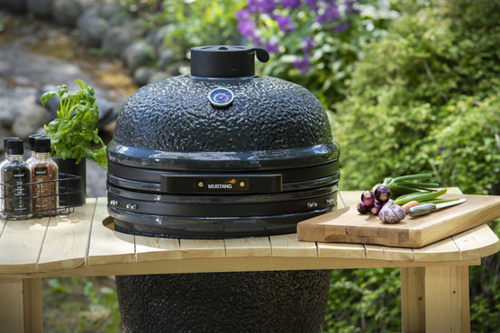 Mustang Hiiligrilli Kamado L