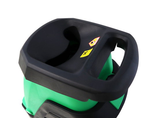 Mag-Pro Garden Oksasilppuri 2400W