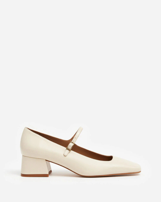 Flattered, Evan Vanilla Heel