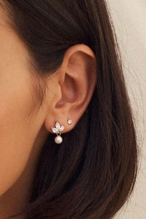 Edblad, Laurel Pearl Studs Gold