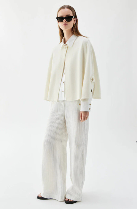 Busnel, Milla Cape