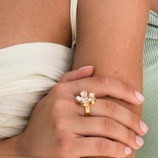 Caroline Svedbom, May Ring
