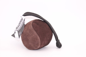  Mokkanahkainen koiranpallo lenkillä /narulla