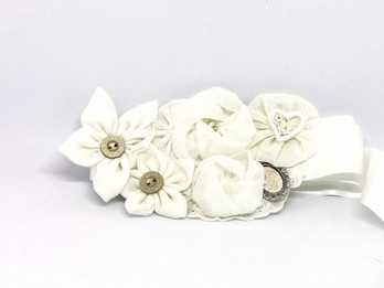 Masuste-koristevyö, valkoinen sydän