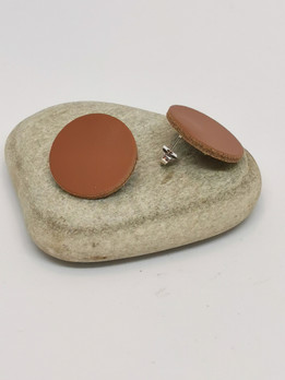 Elina-korvakorut, konjakkinappi