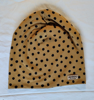 Trikoopipo, Täplät, M