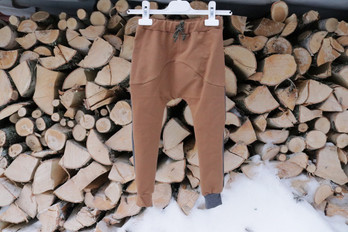 Kumpu -pökät, 98 ja 110, ruskea-harmaat