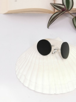 Kalvosinnapit, Elina