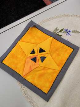 Patalappu, kelta-harmaa