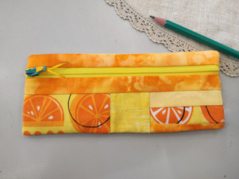 Kalenteripenaali, appelsiini