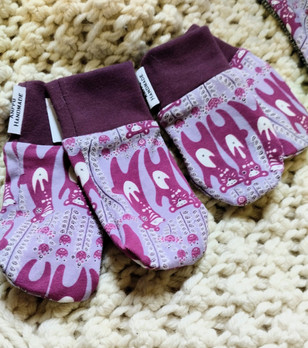 Vauvan tumput, Karhukaverit