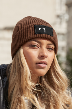 Personoitu Fashion-pipo – tyyliä ja lämpöä juuri sinulle!