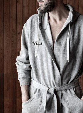 Nuorekas college kylpytakki nimikoituna.