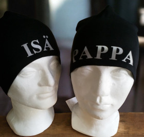 Heijastava pipo miehille, voit valita saajan nimen.