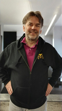 Huppari K. A.R.H.U tai  S.A.N.D.E.L.S