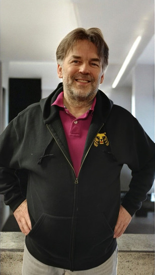 Huppari K. A.R.H.U tai  S.A.N.D.E.L.S