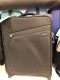 Samsonite, Lentolaukku musta