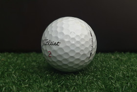 Pro V1x, 25kpl