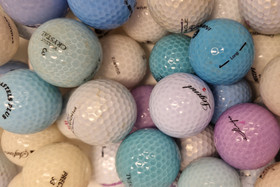 Erikoislajitelma: Helmiäis sekä sini- ja violetin sävyisiä golfpalloja, 25 kpl