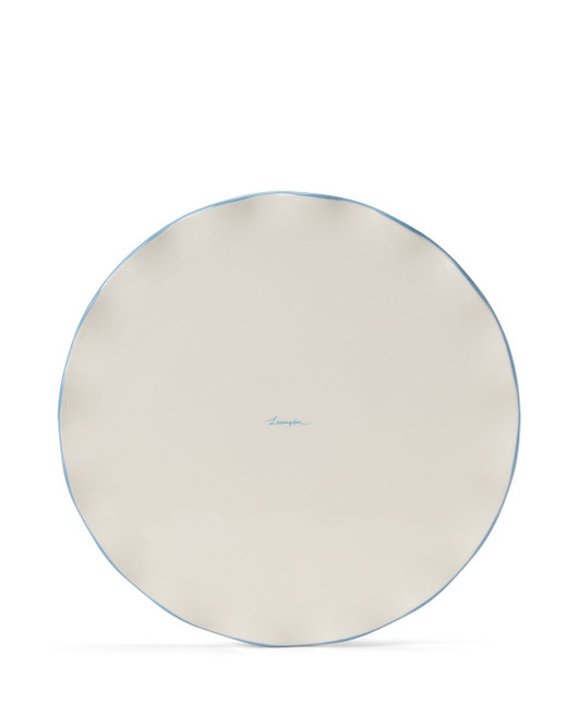 Wavy jalallinen kakkuvati, Lexington